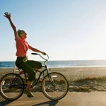 Можно ли ездить на велосипеде при геморрое: основные правила